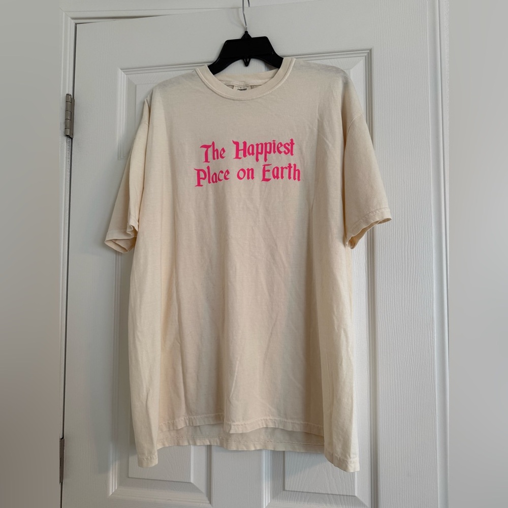 Comfort Colors Disneyland inspired Cream Tee with Pink Script